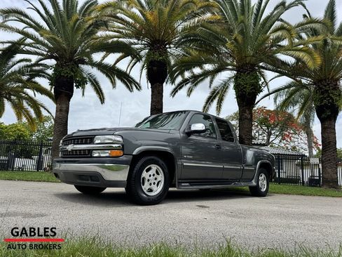 Used 2000 Chevrolet Silverado 1500 LS RWD image 8