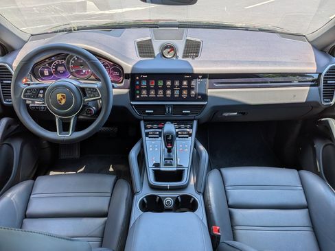 Used 2023 Porsche Cayenne Platinum Edition AWD/4WD image 20