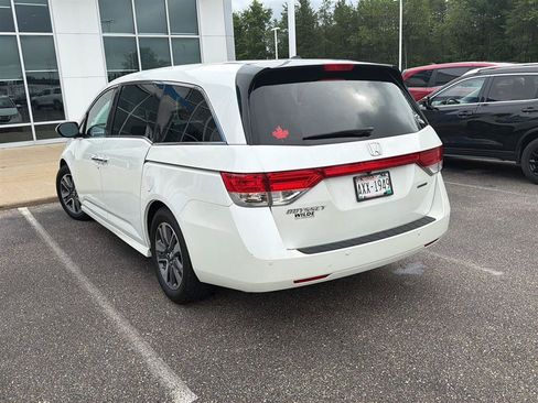 Used 2015 Honda Odyssey Touring image 8