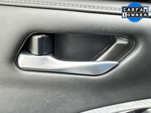 Used 2025 Nissan Sentra SV FWD image 20