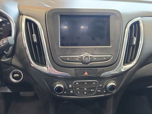 Used 2020 Chevrolet Equinox LT w/ Driver Convenience Package FWD image 23