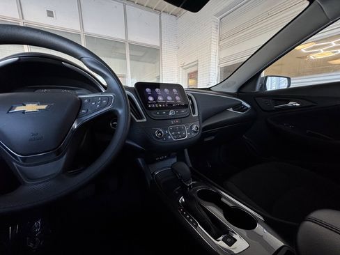 Used 2023 Chevrolet Malibu LT image 29