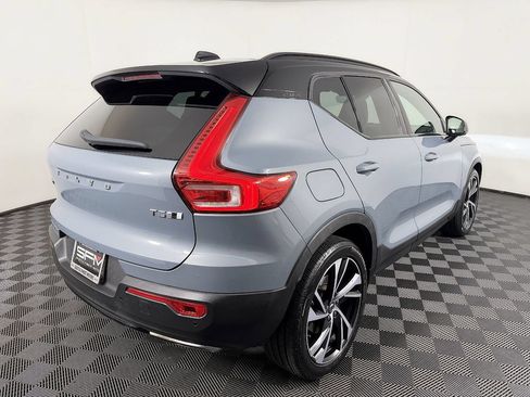 Used 2020 Volvo XC40 T5 R-Design w/ Protection Package Premier AWD/4WD image 8