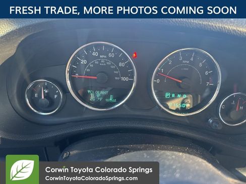 Used 2015 Jeep Wrangler Unlimited Sahara image 13