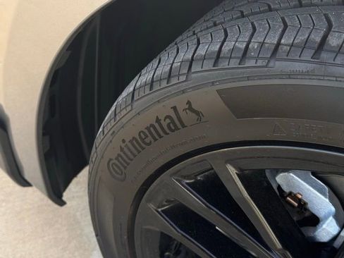 Used 2025 Toyota Camry LE image 34