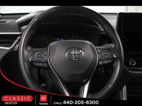 Certified 2023 Toyota Corolla Cross LE w/ Moonroof Package AWD/4WD image 7