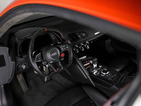 Used 2017 Audi R8 V10 plus image 16