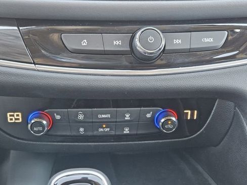 Used 2021 Buick Enclave Essence w/ Trailering Package, 5000 lbs. image 18