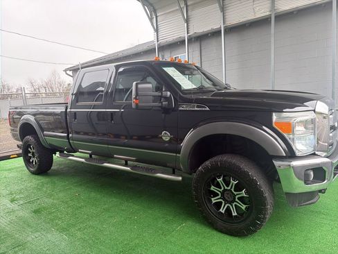 Used 2013 Ford F350 Lariat w/ Lariat Ultimate Pkg image 3