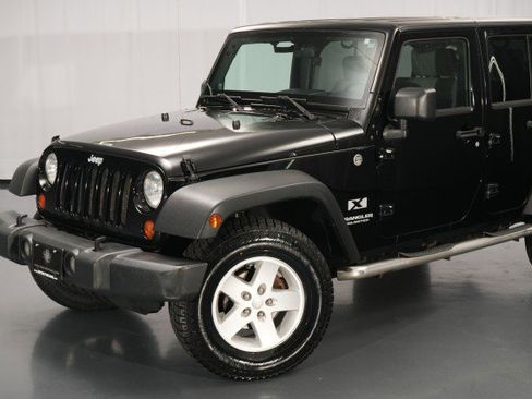 Used 2008 Jeep Wrangler Unlimited X AWD/4WD image 3