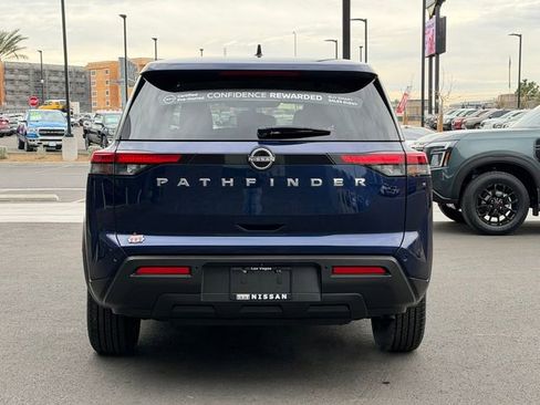 Certified 2022 Nissan Pathfinder S image 5