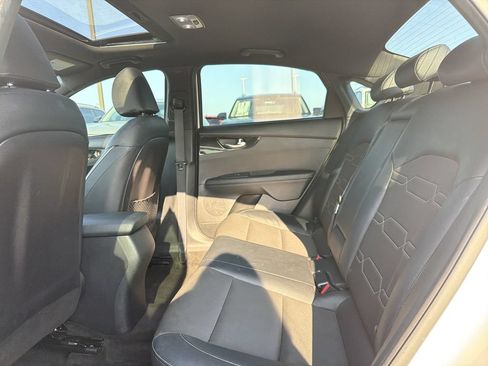 Used 2021 Kia Forte GT-Line w/ GT-Line Premium Package FWD image 13