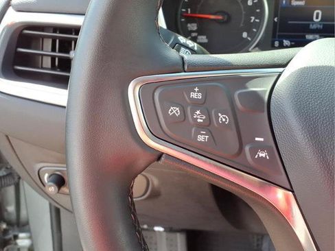 Used 2024 Chevrolet Equinox LT w/ LPO, Floor Liner Package FWD image 16