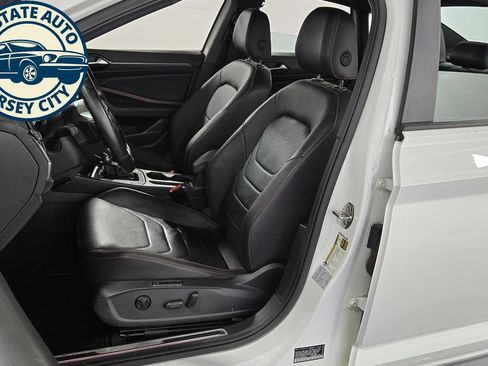 Used 2019 Volkswagen Jetta GLI Autobahn FWD image 27