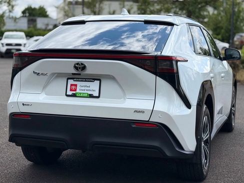 Certified 2024 Toyota bZ4X AWD w/ Weather Package image 5