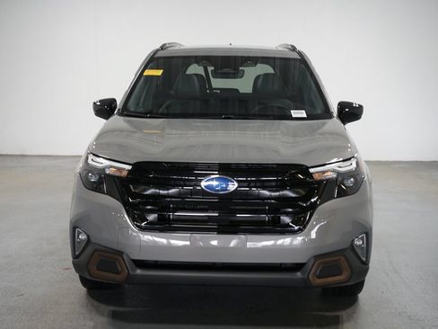 Used 2025 Subaru Forester Sport w/ Popular Package AWD/4WD image 2