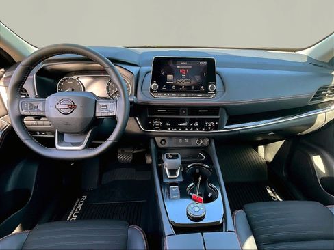 Certified 2026 Nissan Rogue SV w/ Rock Creek Premium Package AWD/4WD image 7