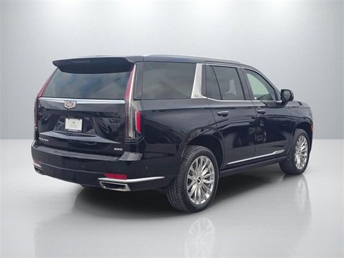 Used 2022 Cadillac Escalade Premium Luxury w/ Performance Package image 6
