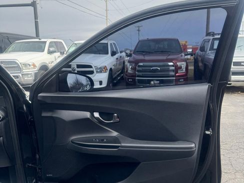 Used 2019 Hyundai Veloster Turbo R-Spec image 12