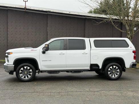 Used 2021 Chevrolet Silverado 2500 LT w/ Convenience Package image 5