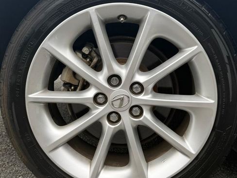 Used 2012 Lexus CT 200h Premium w/ Premium Audio Pkg FWD image 33