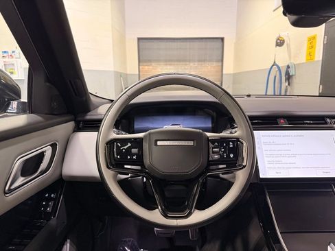 Used 2026 Land Rover Range Rover Velar Dynamic SE AWD/4WD image 22