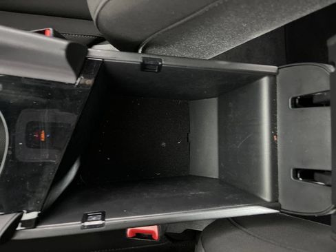 Certified 2025 Hyundai Elantra SEL FWD image 25