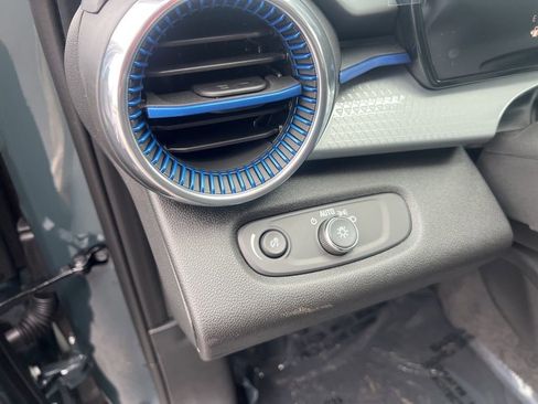 New 2026 Chevrolet Trax LT w/ Driver Confidence Package FWD image 14