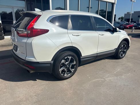 Used 2018 Honda CR-V Touring image 4