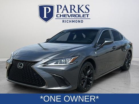 Used 2022 Lexus ES 350 F Sport w/ Accessory Package 2 FWD image 3
