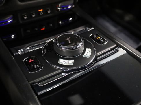 Used 2015 Rolls-Royce Ghost Base image 33
