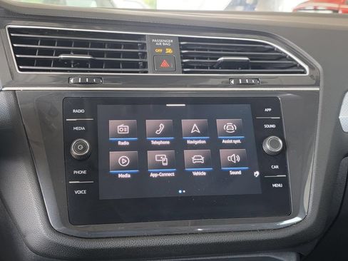 Used 2024 Volkswagen Tiguan S FWD image 13