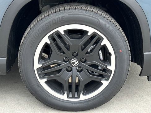 New 2026 Honda Pilot Touring image 10