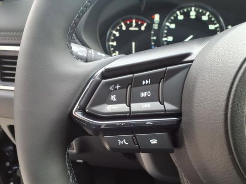 New 2025 MAZDA CX-5 Signature image 19