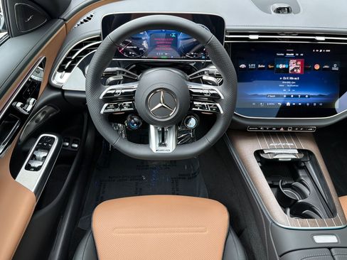 New 2026 Mercedes-Benz E 53 AMG e 4MATIC Sedan image 13