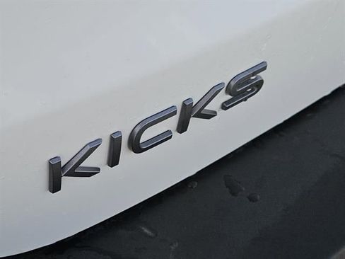 Used 2026 Nissan Kicks S image 8