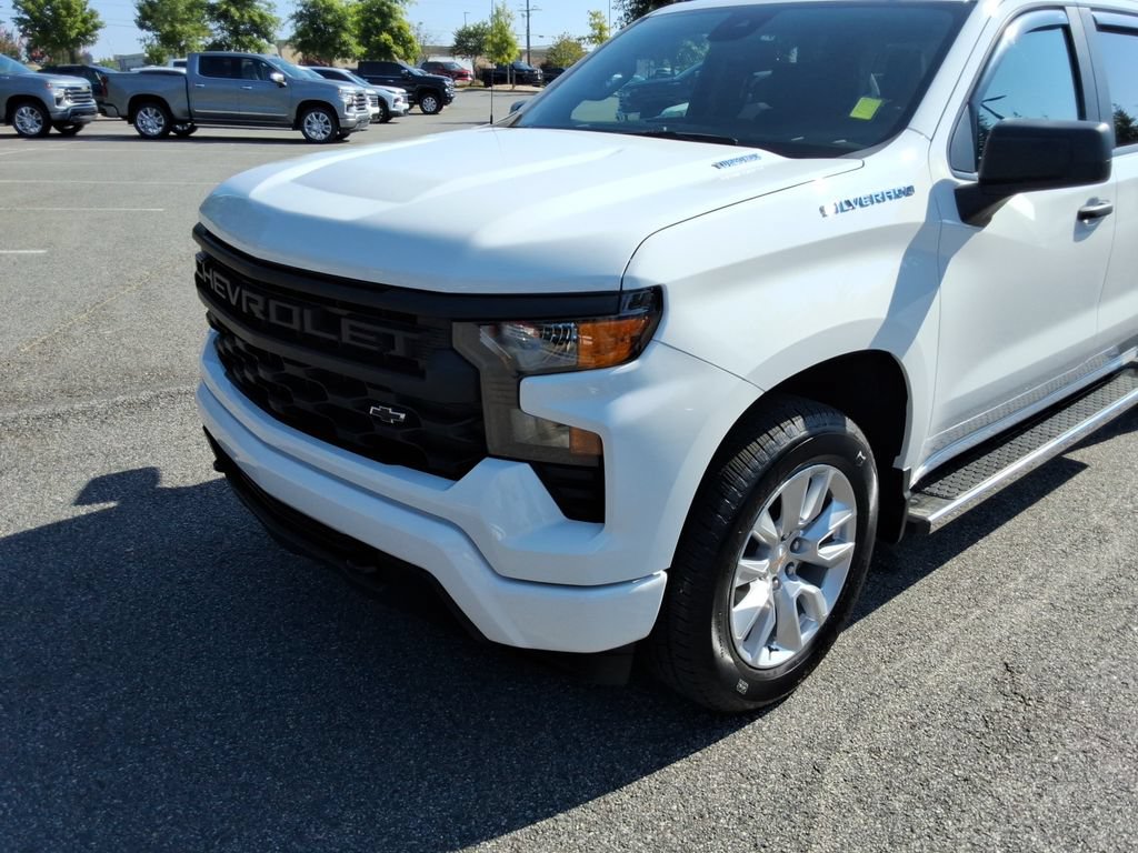 Certified 2025 Chevrolet Silverado 1500 Custom AWD/4WD image 9