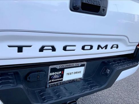 Used 2019 Toyota Tacoma SR AWD/4WD image 29