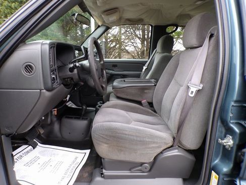 Used 2006 Chevrolet Silverado 2500 W/T image 13