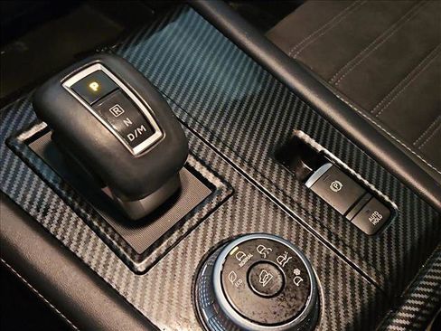 Used 2023 Mitsubishi Outlander SE image 12