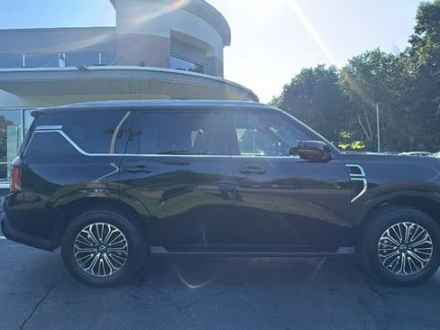 Used 2026 Nissan Armada Platinum AWD/4WD image 4