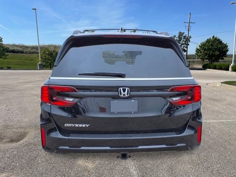 New 2026 Honda Odyssey EX-L image 3