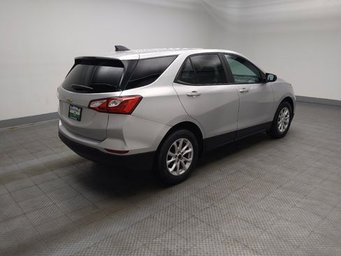 Used 2021 Chevrolet Equinox LS w/ LS Convenience Package FWD image 10