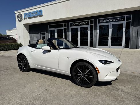 New 2026 MAZDA MX-5 Miata Grand Touring image 7
