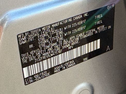 Used 2018 Toyota RAV4 LE FWD image 26