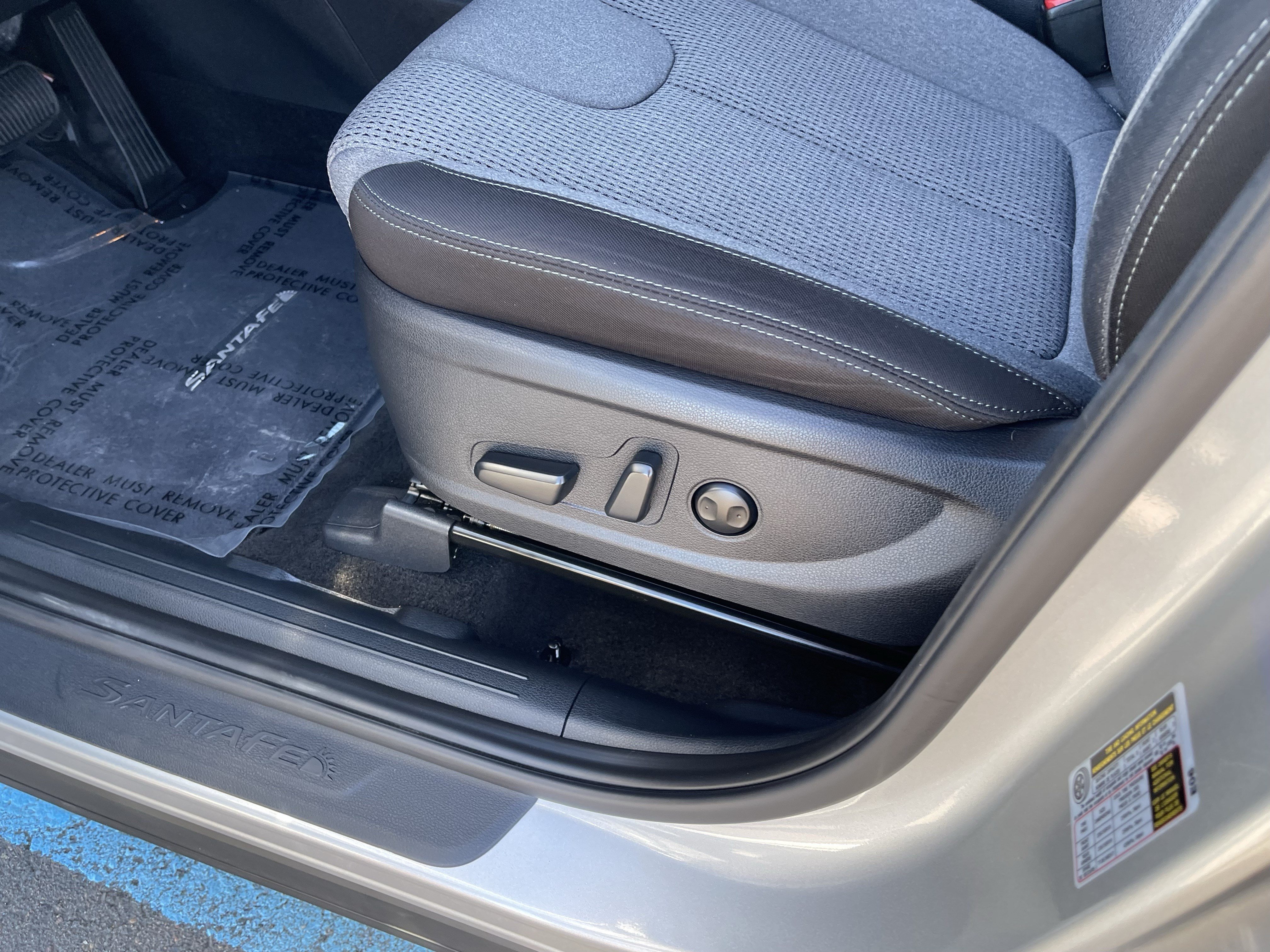 Certified 2023 Hyundai Santa Fe SEL Convenience AWD/4WD image 17