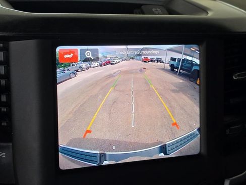 Used 2022 RAM 1500 Big Horn AWD/4WD image 9