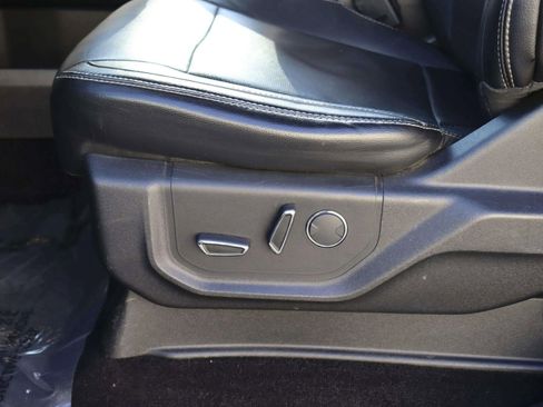 Used 2016 Ford F150 Lariat w/ Equipment Group 502A Luxury image 18