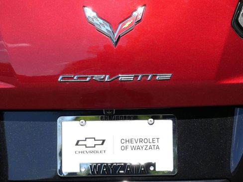 Used 2016 Chevrolet Corvette Z06 w/ 3LZ Preferred Equipment Group RWD image 8