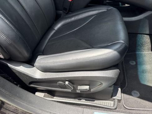 Used 2019 Lincoln Nautilus Reserve FWD image 28